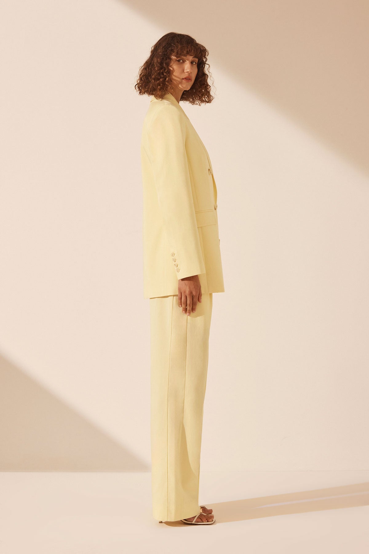 Sara Peak Lapel Blazer - Lemon