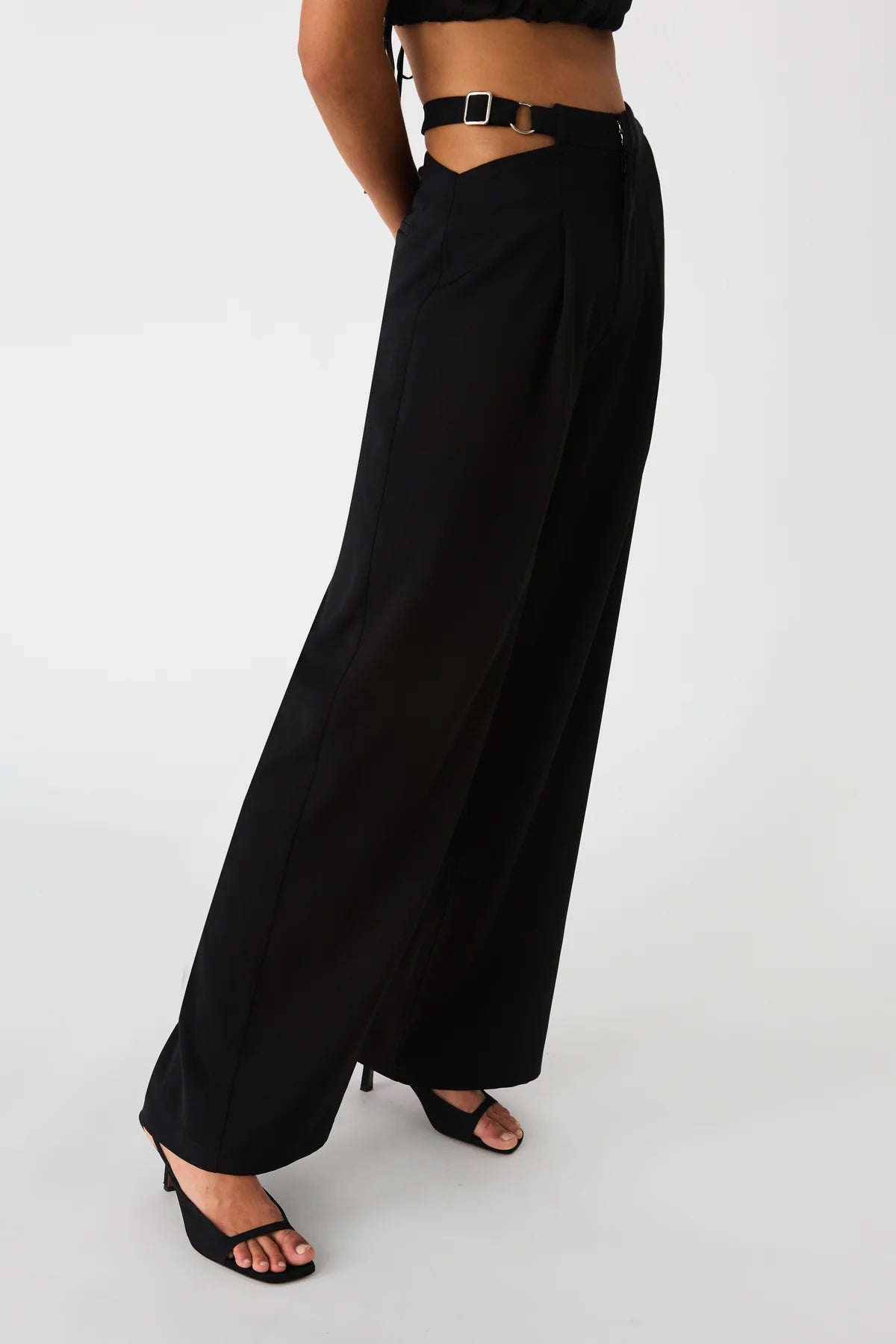 Clement Pant in Black