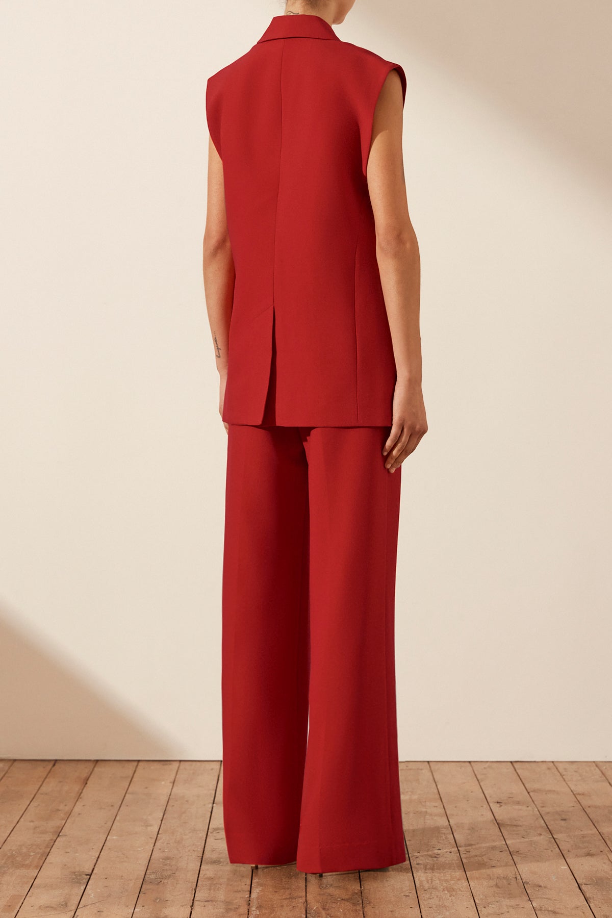 Irena Sleeveless Tailored Blazer - Roma Red